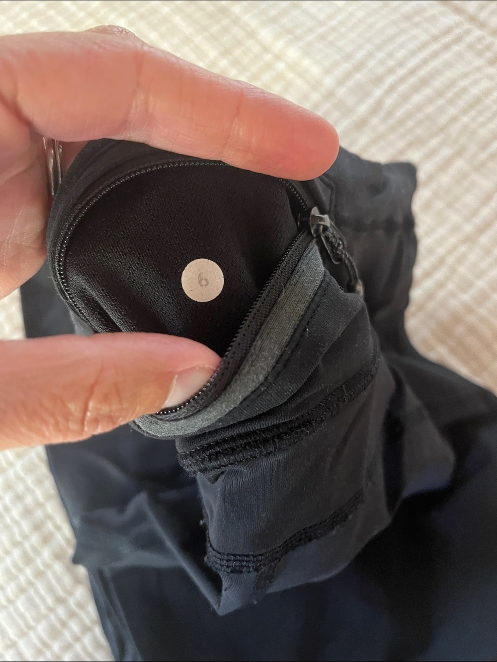Lululemon Black Run Leggings (2012) - Picture 2 of 5